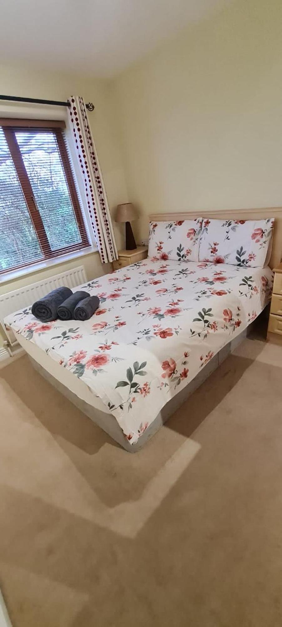 2 Bed Cosy Apartment In Heart Of Mullingar. מראה חיצוני תמונה